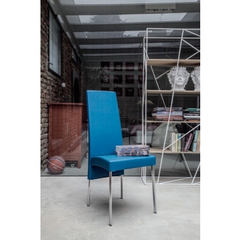 Charonne Stuhl von Tonin Casa mit Kunstleder oder Stoffleder bezogen