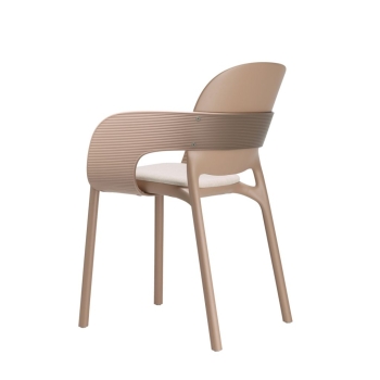 Hug gepolsterter Sessel mit Armlehnen von Scab Design