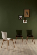 Aria Easy stapelbarer Stuhl von Tonin Casa