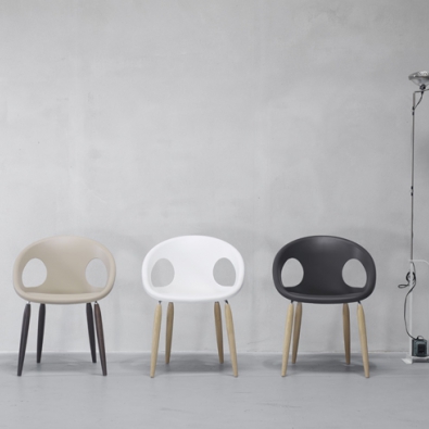 Stuhl Natural Drop aus Holz und Technopolymer Scab Design