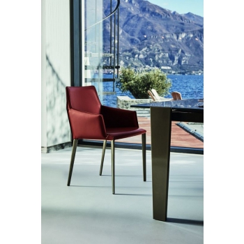 Sally Stuhl von Bontempi mit Gestell aus lackiertem Stahl oder Massivholz