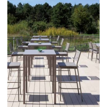 Alice CH150 Vermobil stapelbarer Hocker aus Eisen