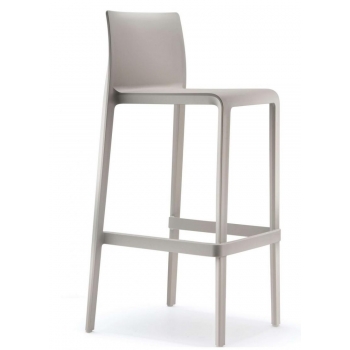 Pedrali Stapelbarer Hocker Volt 678 aus Polypropylen