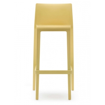 Pedrali Stapelbarer Hocker Volt 678 aus Polypropylen