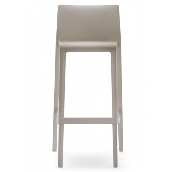 Pedrali Stapelbarer Hocker Volt 678 aus Polypropylen