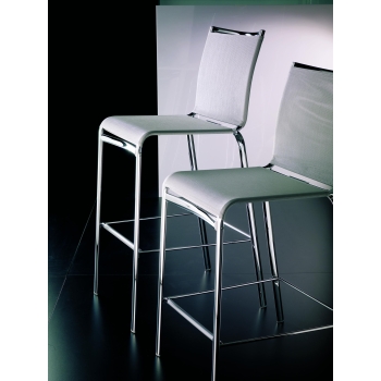 Netzhocker von Bontempi für drinnen und draußen