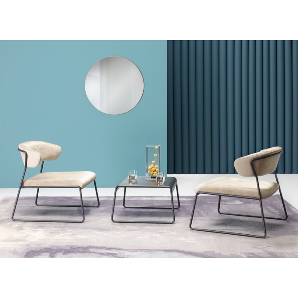 Argo Couchtisch 60x60 aus Technopolymer und stapelbarem Scab Design