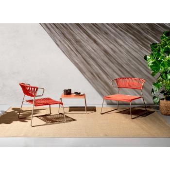 Argo Couchtisch 60x60 aus Technopolymer und stapelbarem Scab Design