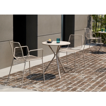 Argo Couchtisch 60x60 aus Technopolymer und stapelbarem Scab Design