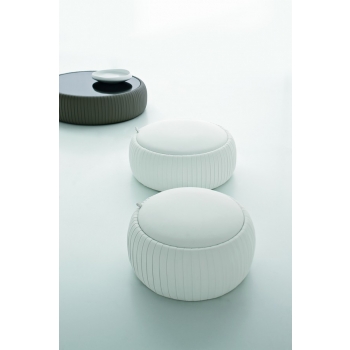 Plisse 'Couchtisch oder Pouf von Tonin Casa aus Kunstleder