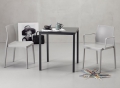 Mirto Tisch 70x70 in Scab Design Stahl