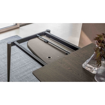 Ribot Wood Tisch von Altacom mit Holzbeinen