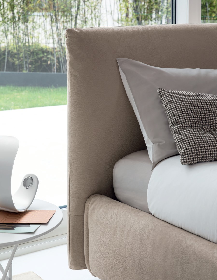 Calligaris Magenta bed CS6088 Beds Equal furniture