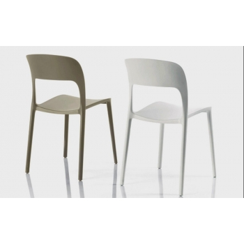 Gipsy Bontempi chair in sand and white