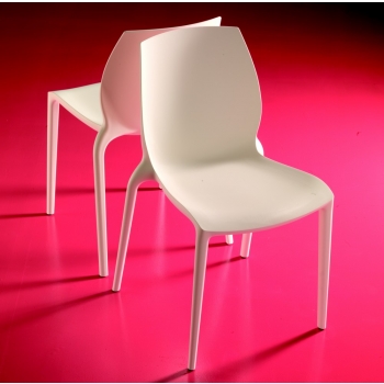 Hidra chair in polypropylene ivory Bontempi