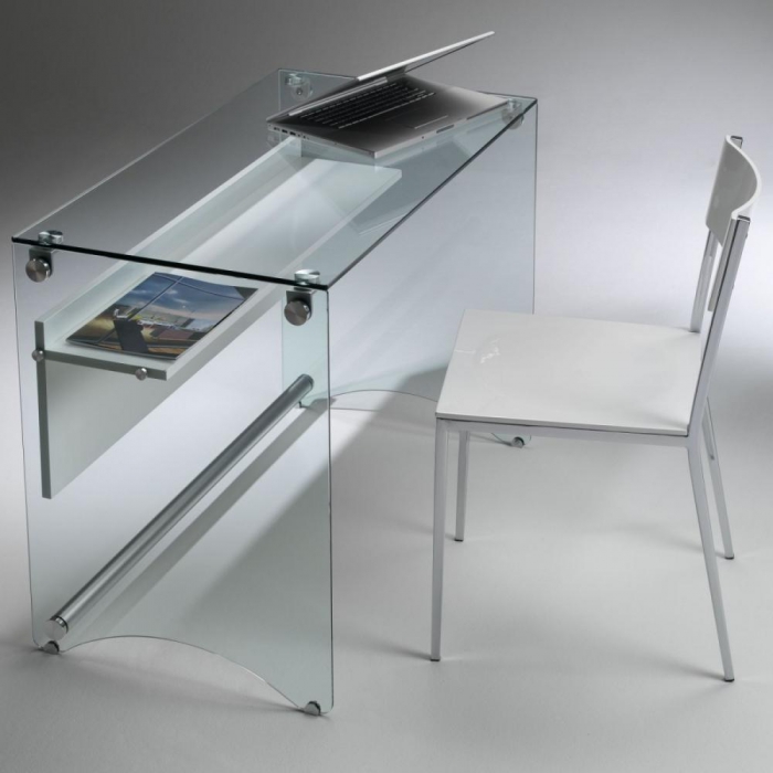 Scriba PC desk by Pezzani in tempered glass