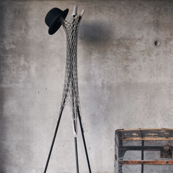 Guapa coat stand in metal and leather by Midj