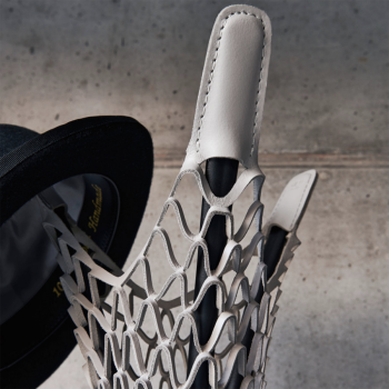 Guapa coat stand in metal and leather by Midj