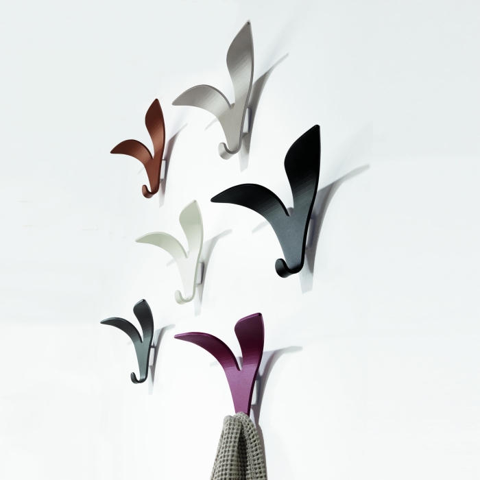 Jonathan coat hanger by Pezzani