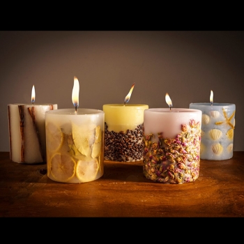 Cipì Grace wax candle scented for the bathroom