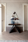 Ventaglio console with wood effect top by Tonin Casa