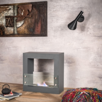 Daysign Bio Fireplace from the ground by Stones