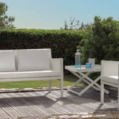 Outdoor sofa from the Step line by Talenti