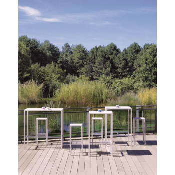 Seaside SE6060KIT Table and Stool Set by Vermobil