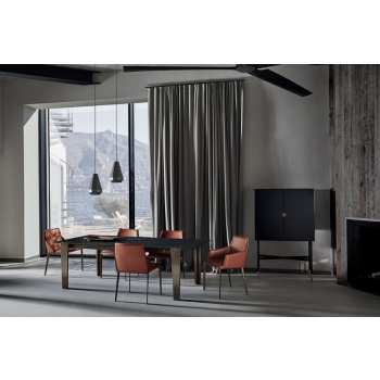 Pandora lamp by Bontempi with lacquered pendant