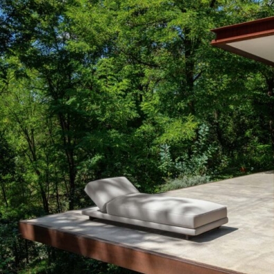 Argo Wood sun lounger by Talenti