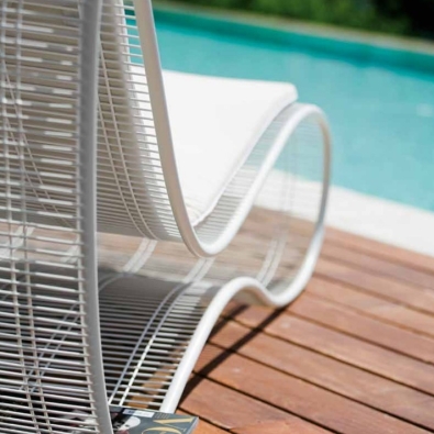 Breez sunbed by Talenti