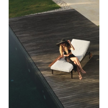 Casilda sun lounger by Talenti