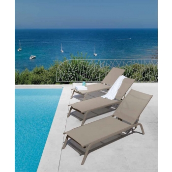 Outdoor sunbed from the Step line by Talenti