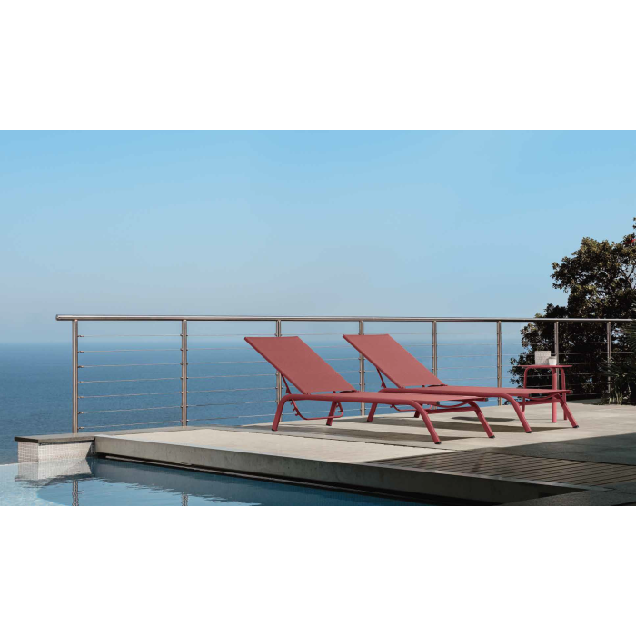 Outdoor sunbed from the Step line by Talenti