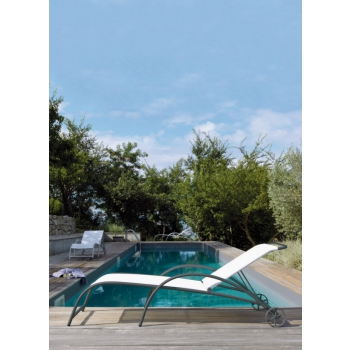 Vermobil Park cot in texplast for garden