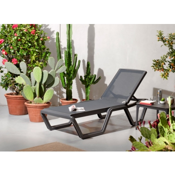Tahiti sunbed in technopolymer and Scab Design fabric