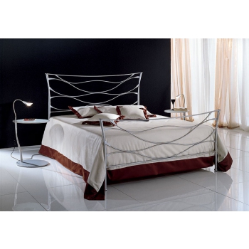 Enea double bed by Pama Letti