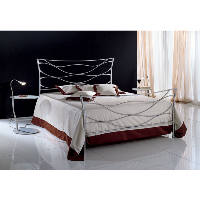 Enea double bed by Pama Letti