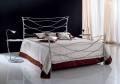 Enea double bed by Pama Letti