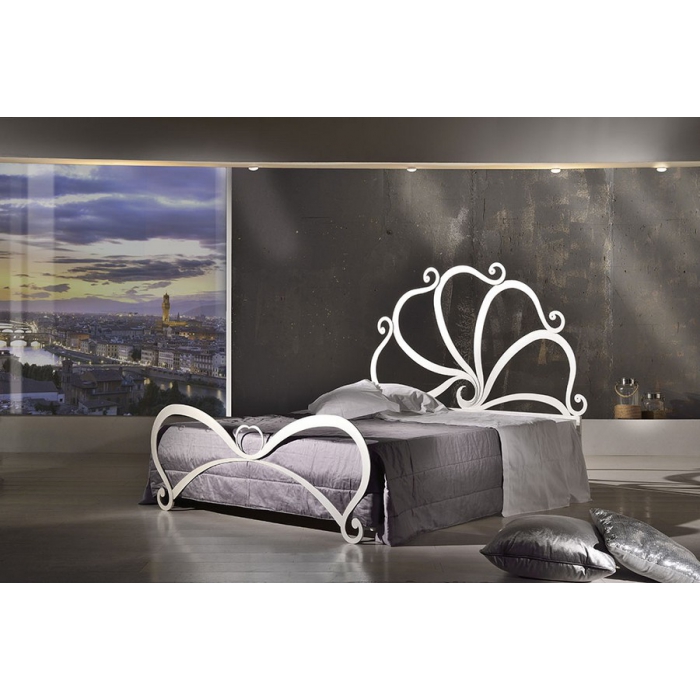 Conchiglia double bed in wrought iron handcrafted