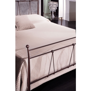 Elizabeth double bed in wrought iron handcrafted