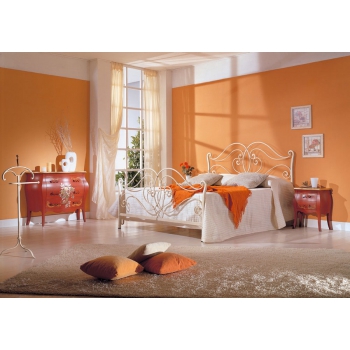 Frannie double bed in wrought iron handcrafted