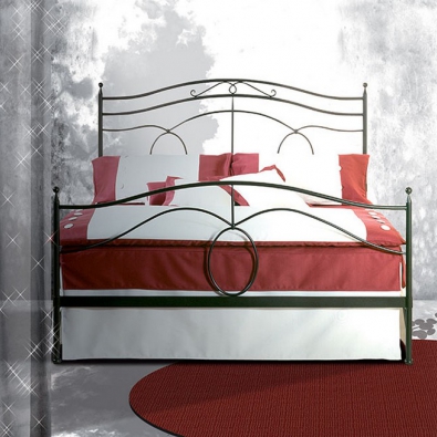 Didone double bed by Pama Letti