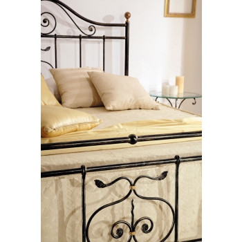 Minerva double bed in wrought iron handcrafted