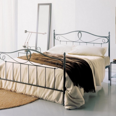 Bed in Sergio Ingenia by Bontempi lacquered or patinated