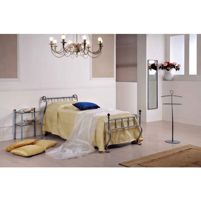 Single bed Gondola in wrought iron handcrafted