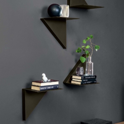 Vela fixed shelf by Tonin Casa in lacquered metal