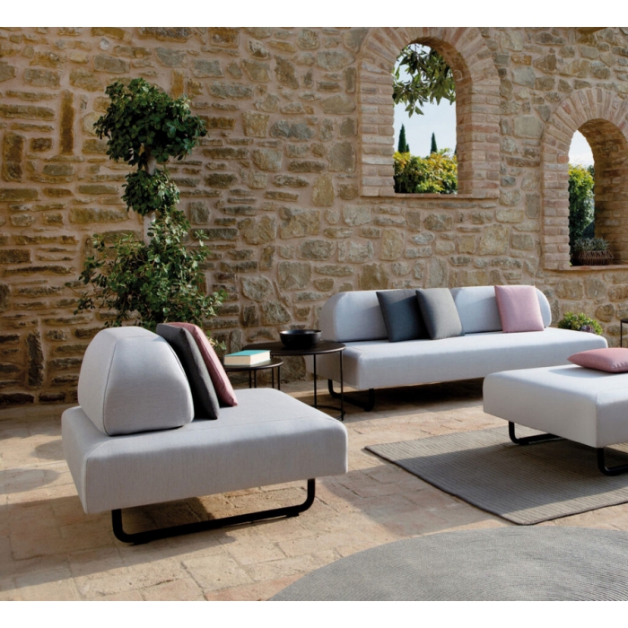 Santa Fe SA220 Outdoor Living Room Module by Vermobil