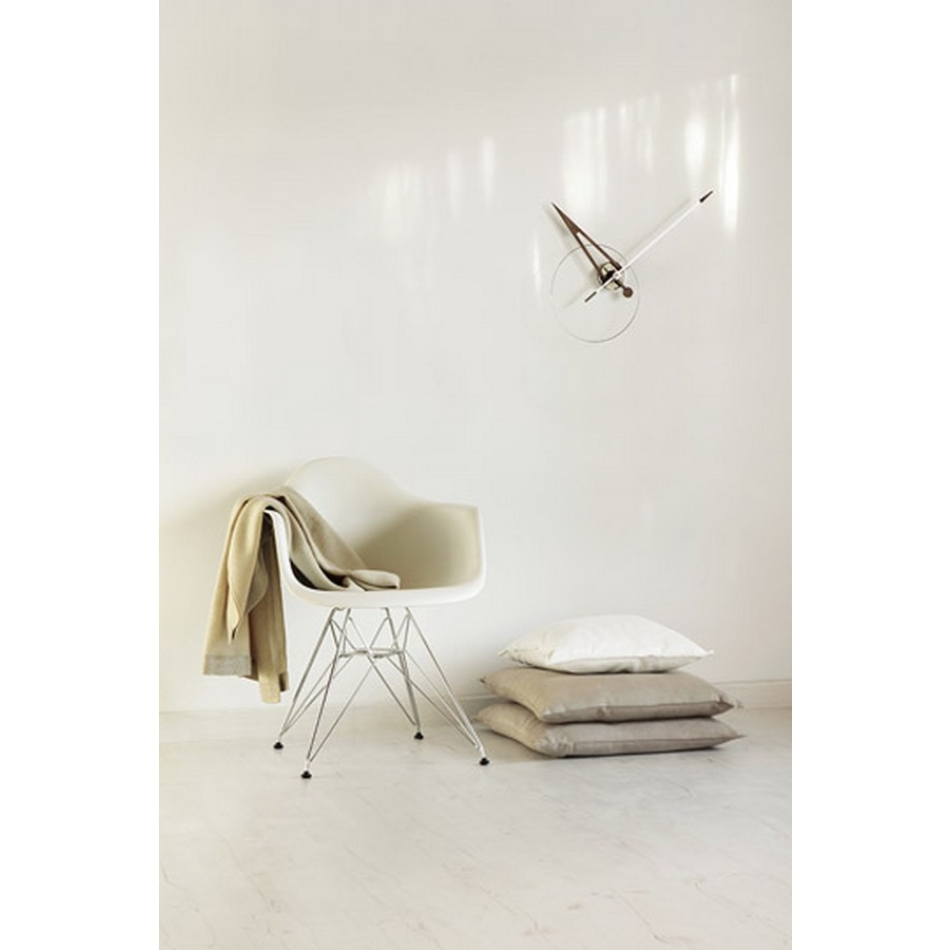 Cris clock by Nomon