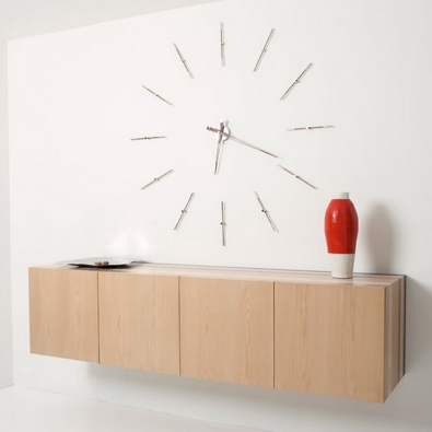 Merlin clock by Nomon